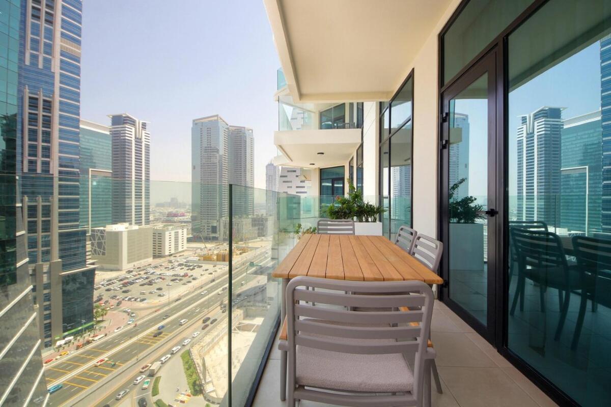 Luxury 2br In Urban Oasis By Missoni On High Floor Apartment Dubai